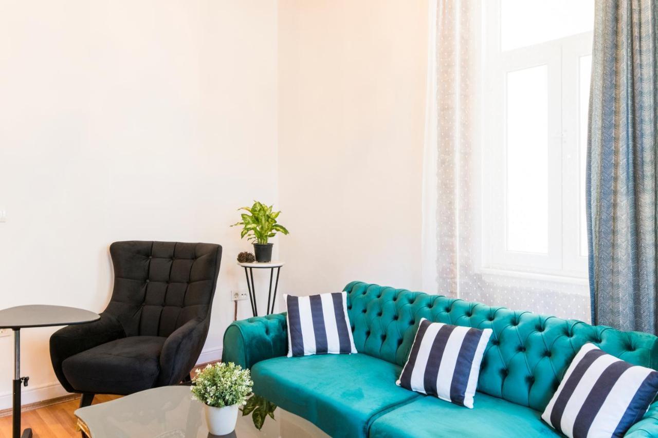 By Galata- Historical And Modern Apartment Provincia di Provincia di Istanbul Esterno foto