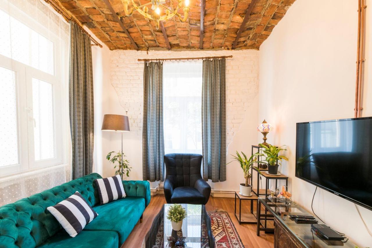 By Galata- Historical And Modern Apartment Provincia di Provincia di Istanbul Esterno foto