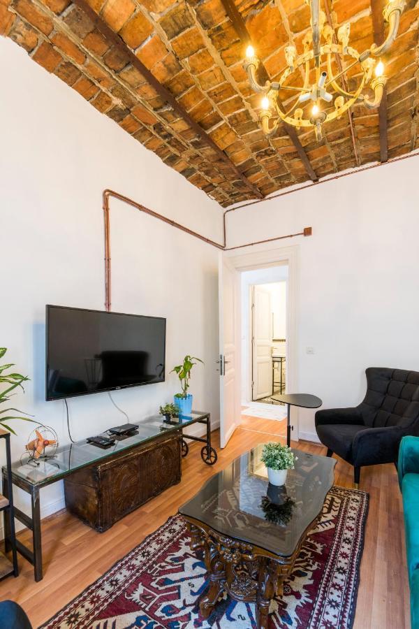 By Galata- Historical And Modern Apartment Provincia di Provincia di Istanbul Esterno foto