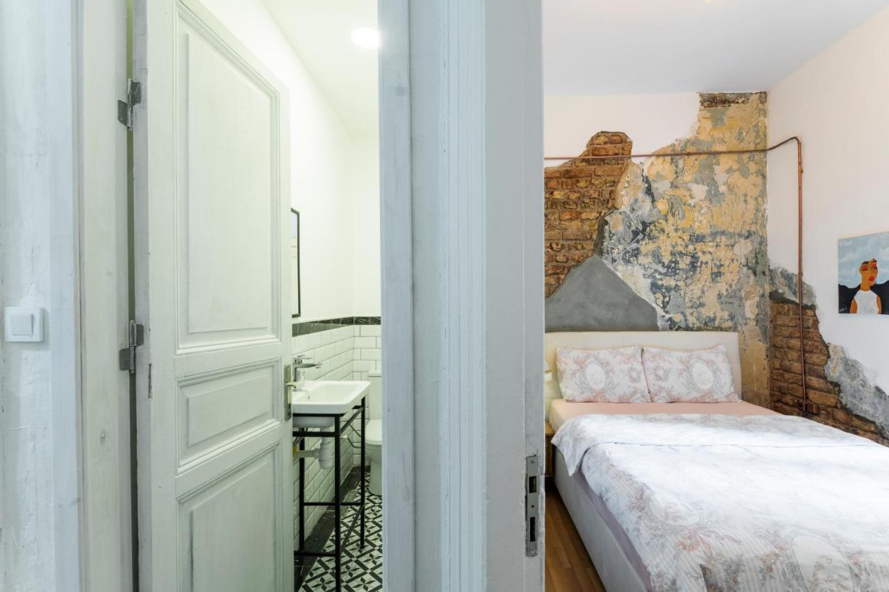 By Galata- Historical And Modern Apartment Provincia di Provincia di Istanbul Esterno foto