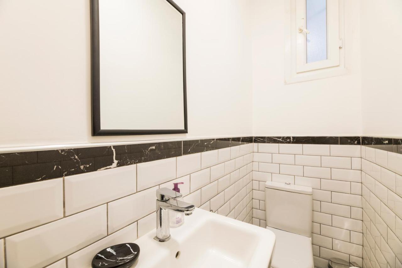 By Galata- Historical And Modern Apartment Provincia di Provincia di Istanbul Esterno foto