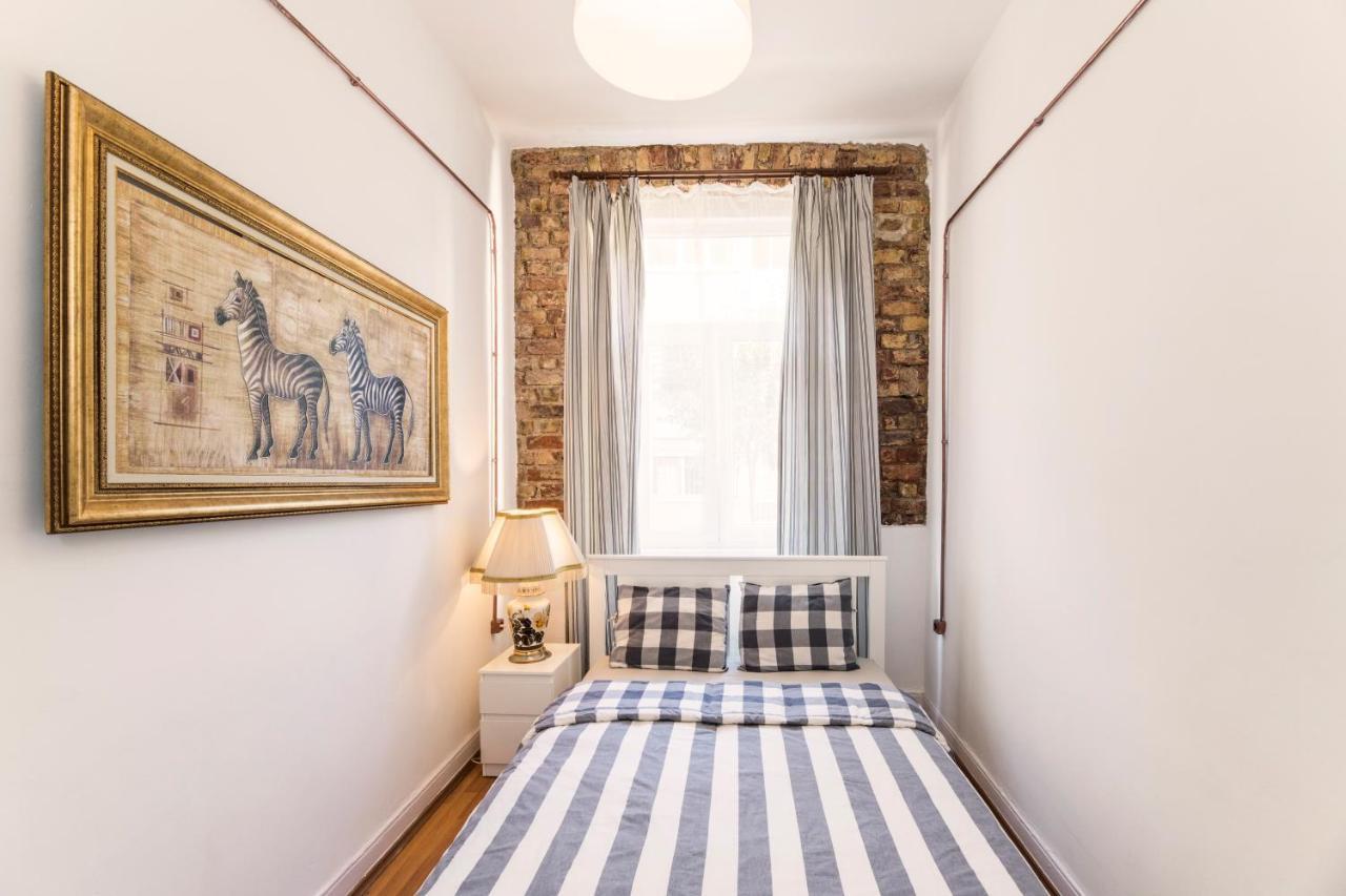 By Galata- Historical And Modern Apartment Provincia di Provincia di Istanbul Esterno foto